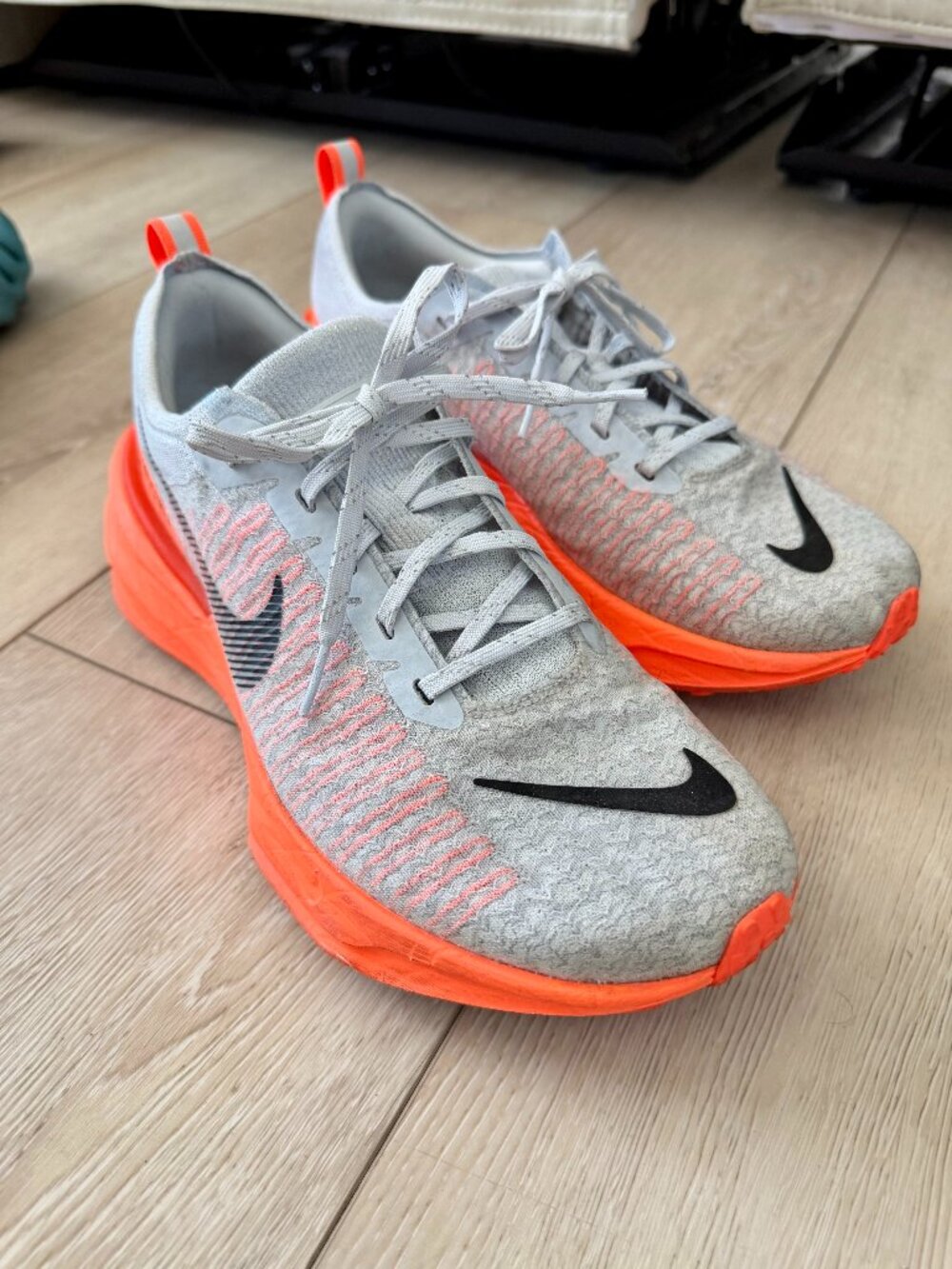 Nike Invincible Run 3 Men’s Size 10.5 Gray Orange